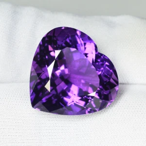 29.15 ct GLITTERING LUSTROUS BEST PURPLE VIOLET AMETHYST Heart CUT See Vdo LG - Foto 1 di 2