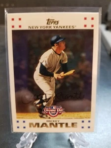 2007 Topps Opening Day - Mickey Mantle - #7 MLB New York Yankees HOF - Picture 1 of 2