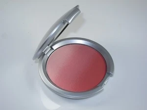 IT Cosmetics CC+ Radiance Ombre Blush "Je Ne Sais Quoi" NIB! - Picture 1 of 2
