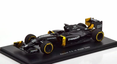 Renault F1 RS16 Winter Tests 2016 Spark 7711782207 Jolyon Palmer Kevin Magnussen - Image 1 of 3