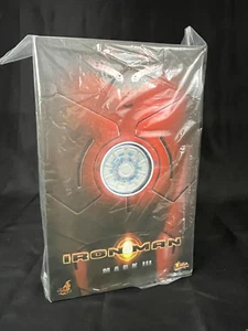 Hot Toys Iron Man Mark III 3 MMS75 1/6 Scale Action Figure NIB NEVER DISPLAYED - Picture 1 of 6