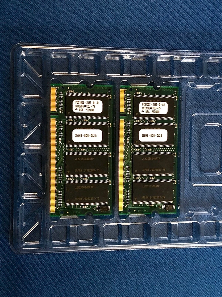 512MB total: qty 2 x 256MB PC-2100S CL2.5 266MHz 200pin SODIMM Mitsubishi - Image 1 of 1