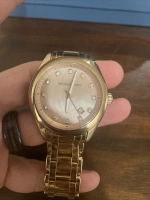 Michael Kors Runway Watch MK-5311 Womens Date Pearl Look Dial 39mm Case Quartz - Image 1 of 4