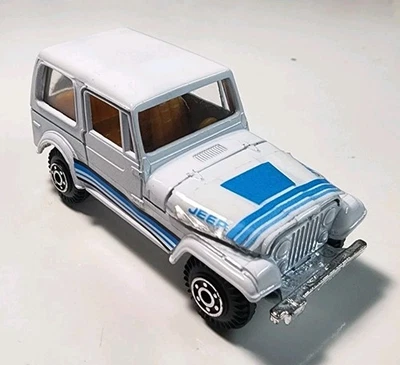 Vintage Yatming White Jeep CJ-7 1/64 Diecast/Plastic - Image 1 of 4