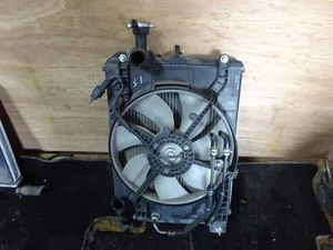 NISSAN Otti 2005 DBA-H91W Radiator 214006A0A3 [Used] [PA71582087] - Picture 1 of 3