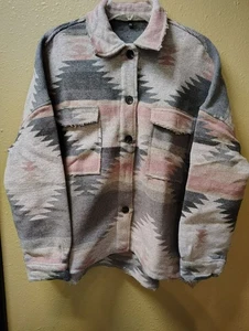 Azteca women distressed oversized pink Gray shacket jacket full button down wome - Bild 1 von 11