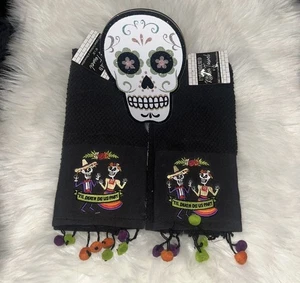 2 Nuevas Toallas de Plato Halloween Día de Muertos Bordadas Algodón Pom Pom + Calavera - Imagen 1 de 7