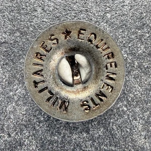 1950s French Military Uniform Button Equipements Militaires Maker 0.625 Inch - Picture 1 of 2