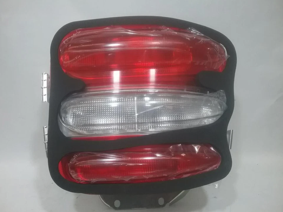 37210751 Enjoliveur Inf Feu Arriere Gauche pour FIAT BRAVA (182) * 1335313 - Photo 1/3