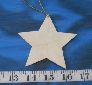 ~ Capiz-Shell Star Ornament ~ 3 1/2" ~ Shades of Mottled Cream/Elfenbein ~ - Bild 1 von 3