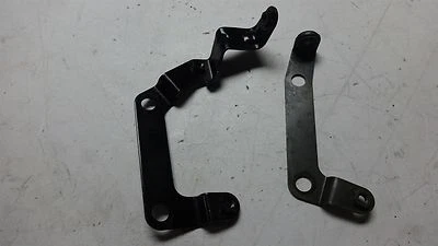 01 YAMAHA XVS650 V STAR 650 YM173B SUPORTES DE MONTAGEM DA TAMPA DO CILINDRO DO MOTOR -B - Imagem 1 de 4