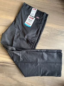 Genuine Dickies #11295 NEW Men's Black Relaxed Fit Straight Leg Work Pants 44x32 - Picture 1 of 10