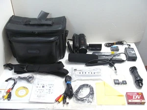 Videocámara híbrida Canon HV40 HDV 1080i Mini DV CMOS HDMI + Kit de transferencia de video - Imagen 1 de 9
