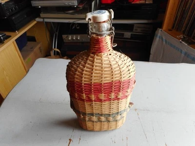 ANCIENNE GOURDE DE PELERIN POUR EAU BÉNITE DE LOURDES EN VERRE... TRESSÉE OSIER - Photo 1/4