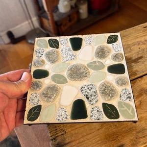 Vintage grün/creme Kiesel Mosaik Design Untersetzer/Topfständer - Retro! – - Bild 1 von 4