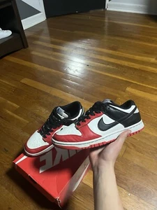 Size 8.5 - Nike Dunk Low EMB x NBA 75th Anniversary - Bulls 2021 - Picture 1 of 5