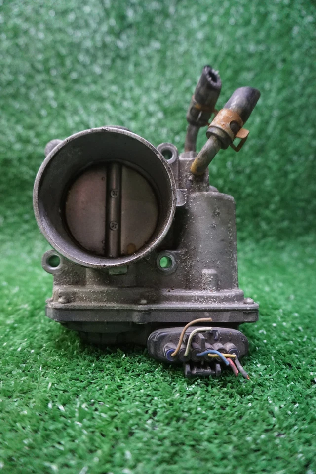 2017 HYUNDAI ELANTRA 2.0L THROTTLE BODY OEM 351002E000 Foto 1 de 4