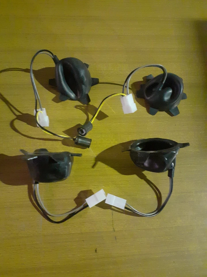 ALFA ROMEO ALFETTA GTV 2000 2° SERIE SET DI CUFFIE FARI NUOVE Foto 1 de 1