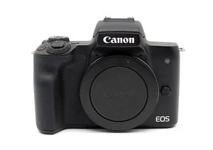 Canon EOS M50, 24.1MP spiegellose Systemkamera, 4K UHD Video, WIFI, Digic 8 - Bild 1 von 7