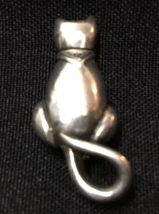Jezlaine Sterling Silver .925 Bashful Cat Brooch Pin Vintage - Picture 1 of 2