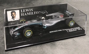 Minichamps F1 1:43 L Hamilton Mercedes AMG W09 2018 - Picture 1 of 5