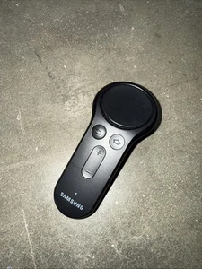 Excellent Genuine OEM Samsung ET-Y0324 Replacement VR Remote Control Black - Picture 1 of 2