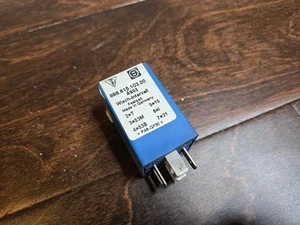Porsche 996 Carrera 911 986 Windshield Window Wiper Relay Intermittent Module - Picture 1 of 2