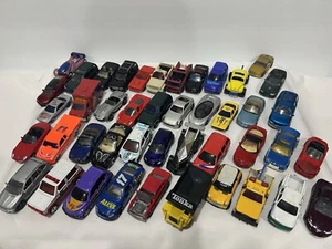 Hot Wheels misti Mattel Cina + lotto 44 VINTAGE (anni 80,90,00) pressofuso e plastica - Foto 1 di 14