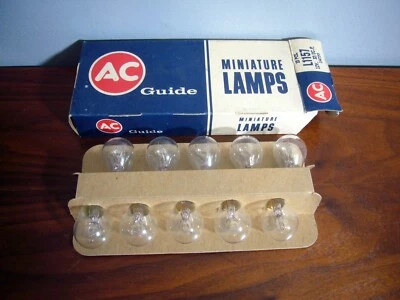 Vintage AC Guide Miniature Lamps Bulbs NOS Original Box 10 12V. L1157 32/3.CP. - Image 1 of 3