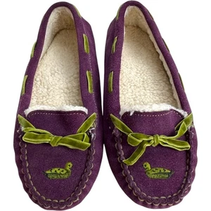 LL Bean Suede Embroidered Duck Shearling Lined Moccasin Slippers Purple Womens 6 - Picture 1 of 12