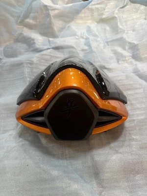 22-25 Suzuki Hayabusa New OEM Single Seat Cowl Black & Gold 45550-10L00-B5L - Image 1 of 2