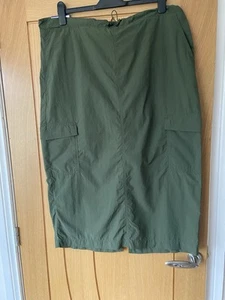 New Look UK16 TALL Parachute Skirt Khaki Green Pockets Toggle Lightweight Travel - Picture 1 of 14