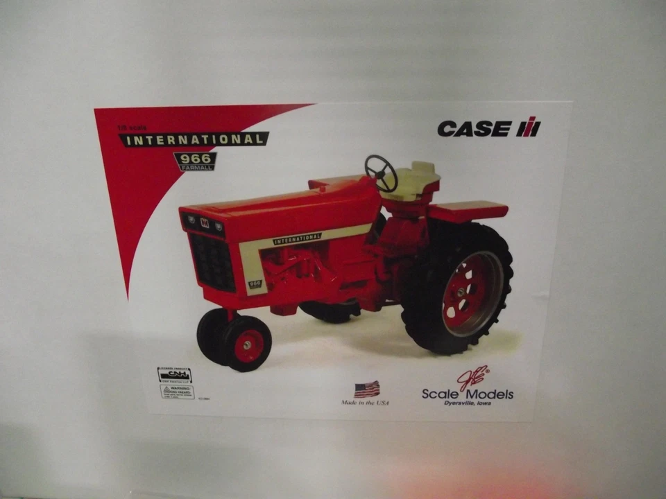 Scale Models 1/8 Case International 966 Farmall tractor NIB - Image 1 of 1