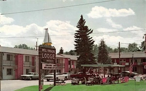 Mel Haven Lodge Roadside Street Scene Colorado Springs, CO Vtg  Postcard  - Picture 1 of 2