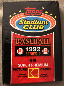 1992 Topps Stadium Club Pack Barry Larkin Member’s Choice Reds Showing Top Front