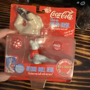 Vintage 1998 Coca Cola Polar World Crew Wind-Up Seal with Beach Ball. New - Picture 1 of 5