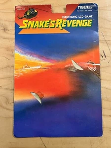 FULL PAPER INSERT CARDBACK FOR TIGER ELECTRONICS SNAKE'S REVENGE 1990 - Picture 1 of 5
