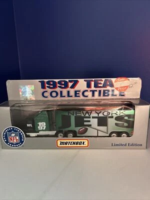 1997 MATCHBOX NY JETS NFL Team Collectable 1:80 KENWORTH T600 TRACTOR TRAILER - Image 1 of 4
