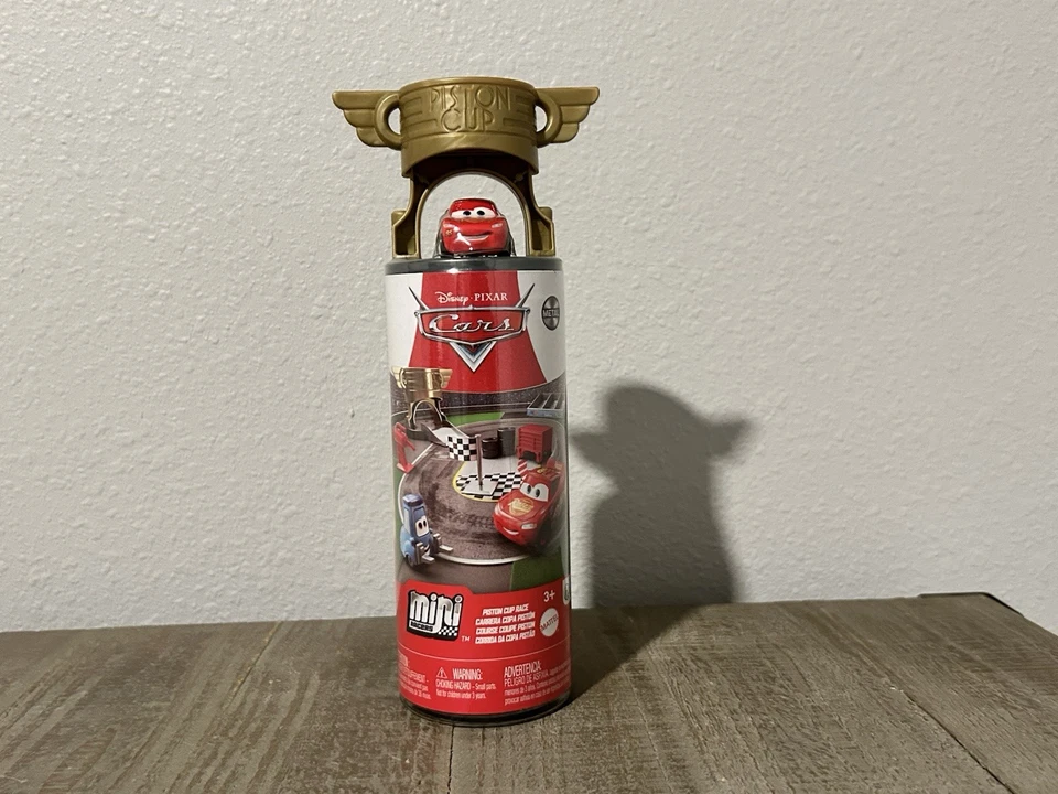 DISNEY CARS Mini Corredores Iluminación McQueen Pistón Taza Juego de Carrera. Nuevo Foto 1 de 4