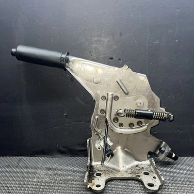 Ford Escape 2004 palanca de freno de estacionamiento manija de freno de emergencia Foto 1 de 4