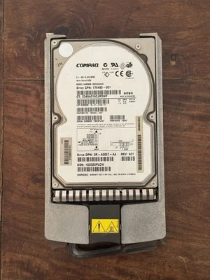 COMPAQ ProLiant ML530 G1 HARD DISK SERVER 9.1 GB WIDE ULTRA 3 SCSI Supporto HDD - Immagine 1 di 4