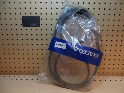 New NOS OEM Volvo Serpentine Belt for C70, V70, S70 8627228 - Image 1 of 4