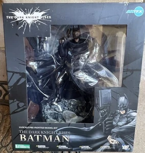 The Dark Knight Rises Batman 1/6 Scale Pre-Painted Model Kit Kotobukiya NEW - Picture 1 of 6