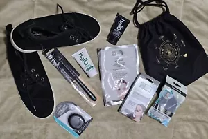 BOBS by Sketchers Black Suede Lace Up Ankle Boots Shoes Flat Size 6W + Goodies! - Picture 1 of 11