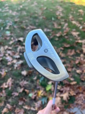 Odyssey Divine Putter 33″ - Image 1 of 4