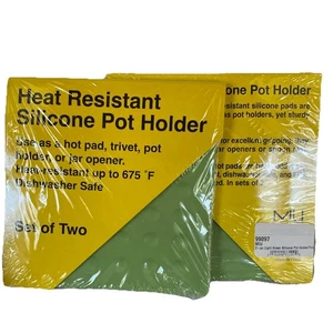 MIU Heat Resistant Silicone Pot Holders/Trivets Set of 4 Green NEW - Picture 1 of 3