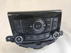 2016 Chevrolet Cruze LIMITED radio control panel AM-FM-CD-MP3-USB (opt UFU) - Picture 1 of 14