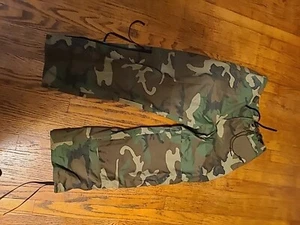 Military Trousers Extended Cold Weather Woodland Camo Medium Reg. Goretex - Picture 1 of 4