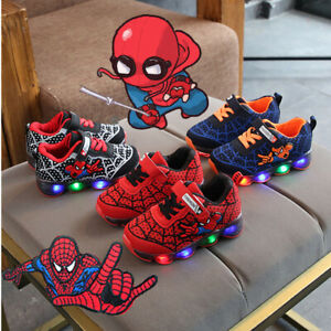 Niños Niños Chicos Chicas Spiderman LED Luz Intermitente Up Zapatillas Zapatillas Zapatos