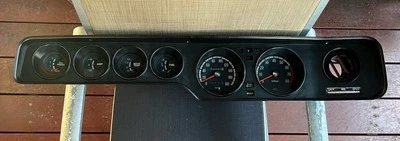 MITSUBISHI-CHRYSLER AÑOS 70 GALANT COLT CELESTE GTO CUADRO DE INSTRUMENTOS GENUINO!! Foto 1 de 4